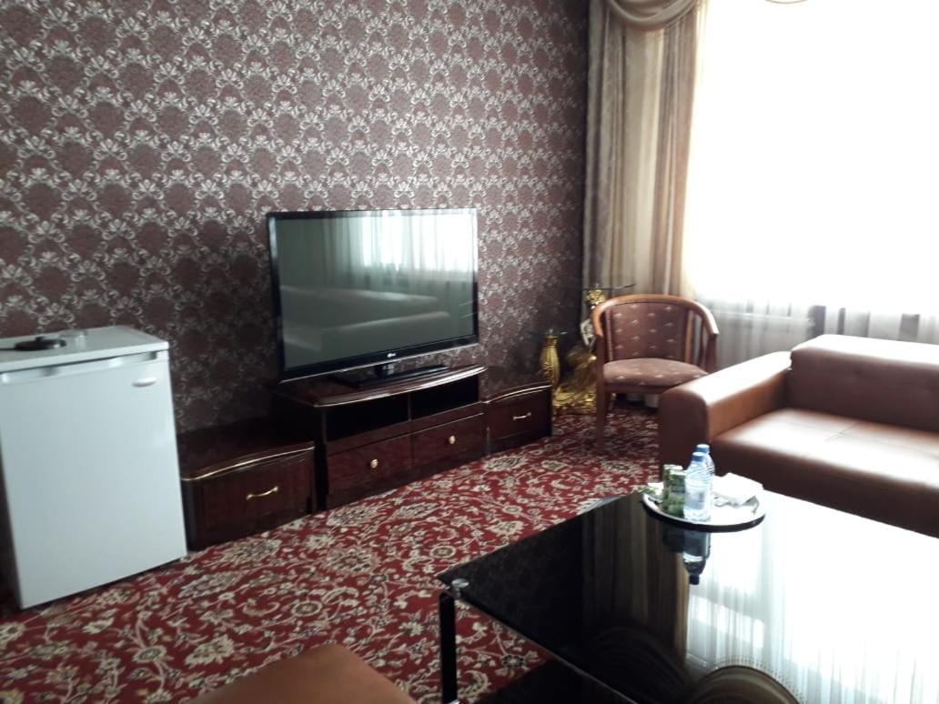 Seoul Hotel Shymkent Habitación foto